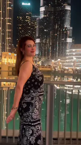 Because trending?! #foryoupage #dxb #burjkhalifa #uae #vacation 