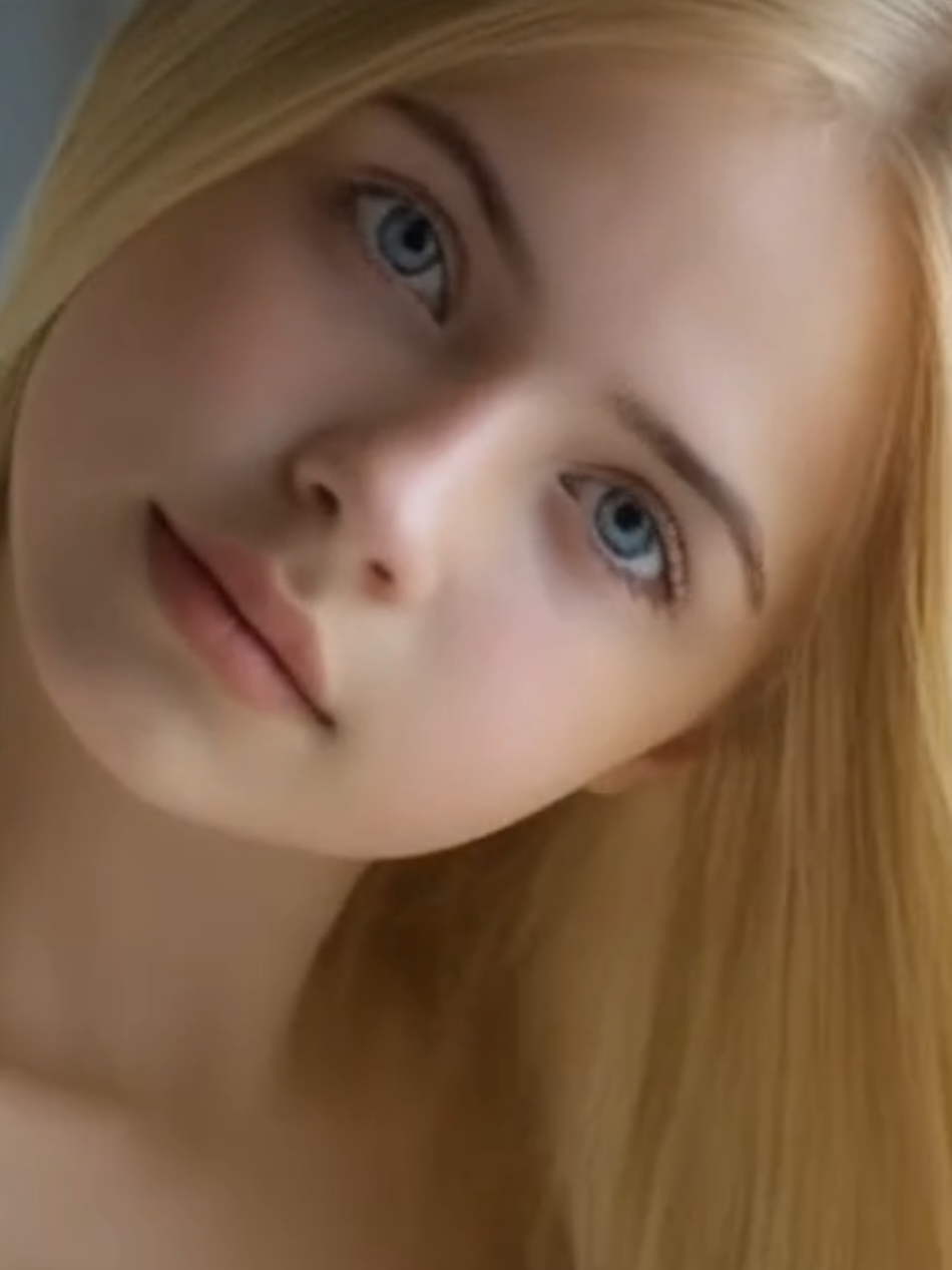 Pretty Prettygirl #prettygirl #naturapax #natura_pax #blondegirl 