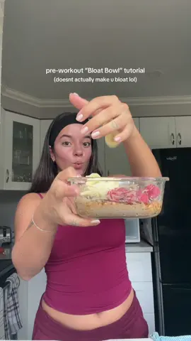 Thank u miss @mya for showing me the way 🕺🏼😋🩷🥮🍌 #bloatbowl #gymgirl #preworkoutmeal #viral #relatable 
