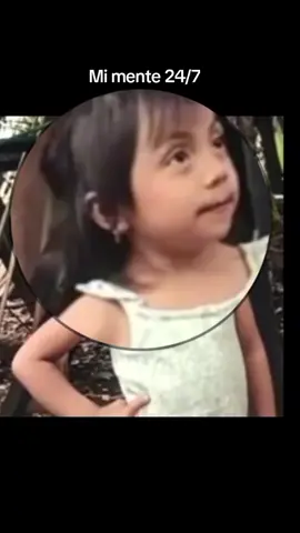 #niñahaciendocaras #mona #amo  oigan y si de paso me siguen🥺🥹yo les devuelvo 
