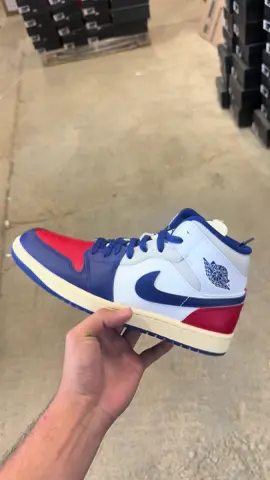 Rare AIR AJ1 Mid — — #foryou #fyp #dunk #nike #aj1 