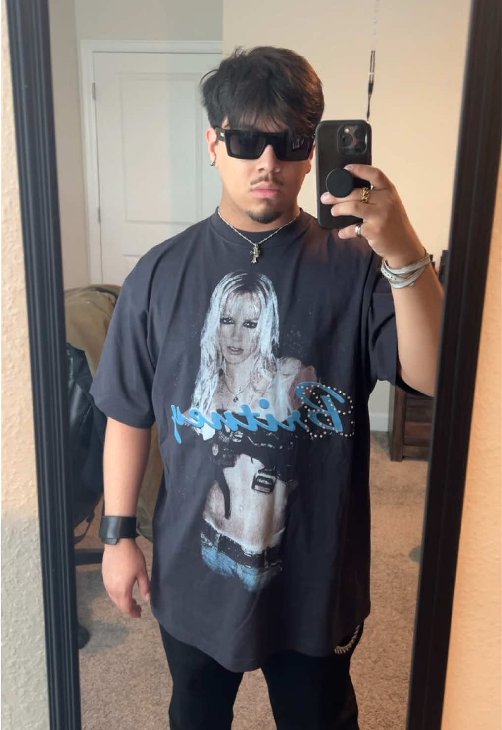 The jeans are vet tho… 🖤✌️🫩 #balenciaga #demnagvasalia #fashiontiktok #britneyspears #fyp 