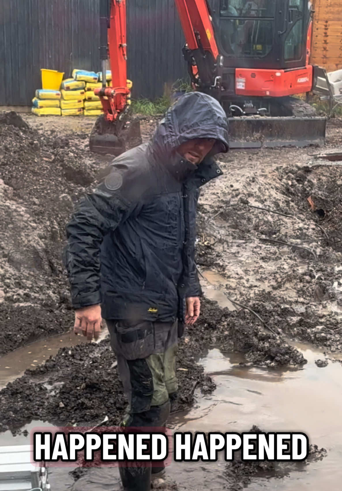 Trying to turn my garden around after it being destroyed by the storm @CS Paving & Surfacing @Paul Farrow & Son driveways #markmarshall #gardentok #gardenmakeover #creatorsearchinsights 