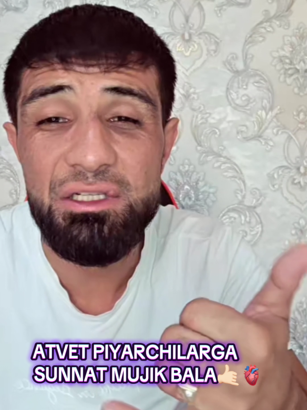 Atvet oxirda koʻringlar birovni giybat qilguncha ketilarni tozalanglar mardlar