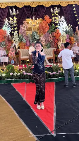 Lintang kairo  #topixstudio #lintangkairo #kasremanngawi 