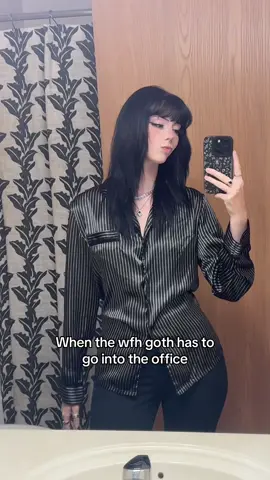 Fluorescent lights vs me 😭  Stream ‘Dead’ by @ATREYU now!! ✨🤍 - #corporategoth #fyp #alternative #altgirl #goth 