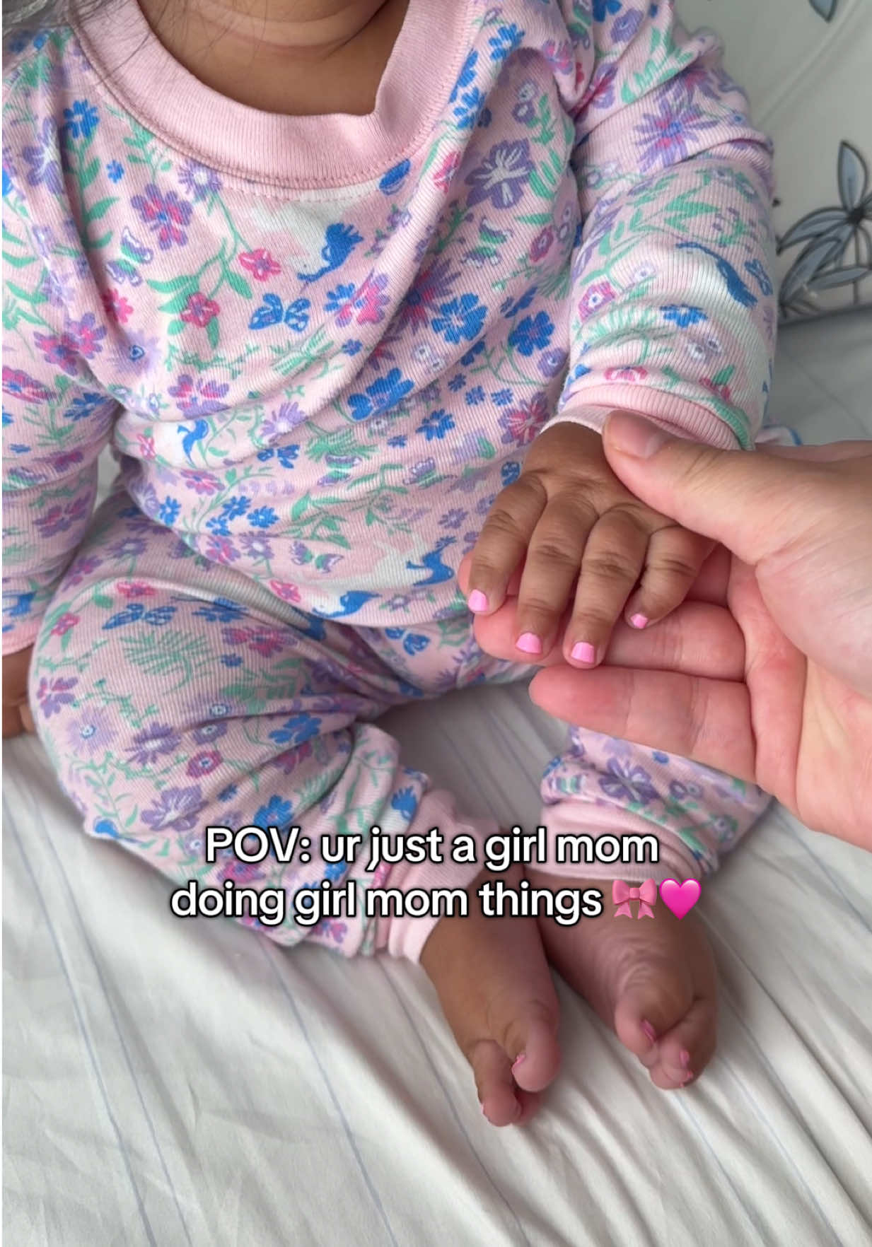 Painting her nails & toesies is a non-negotiable!!!!! Also pink errthang 😝🩷🎀 #girlmom #motherhood #firsttimemom #fyp #babygirl 