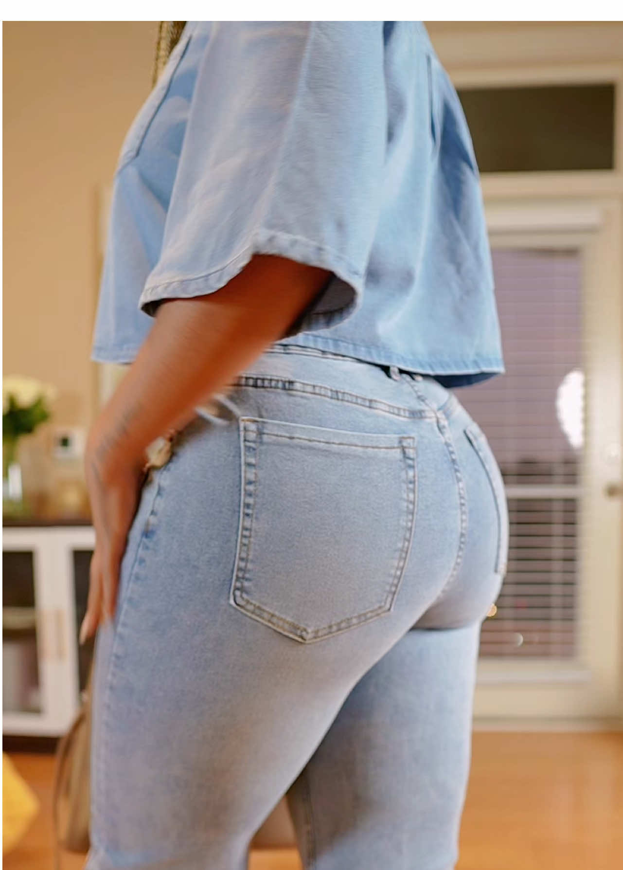 These jeans right here… I’m obsessed 😍 The way they snatch the waist but still give comfort is unmatched. And the cuff detail at the bottom? That’s what takes them from basic to statement. Perfect for a casual day or dressed up for a night out either way, they’re a must-have for your closet. ✨ Stretchy fit for curves ✨ Unique wide cuff hem ✨ So easy to style up or down Trust me, these will be on repeat in your wardrobe. #OOTDinspo #WardrobeGoals #DenimOnDenim #FallStyleInspo #DenimTrends     