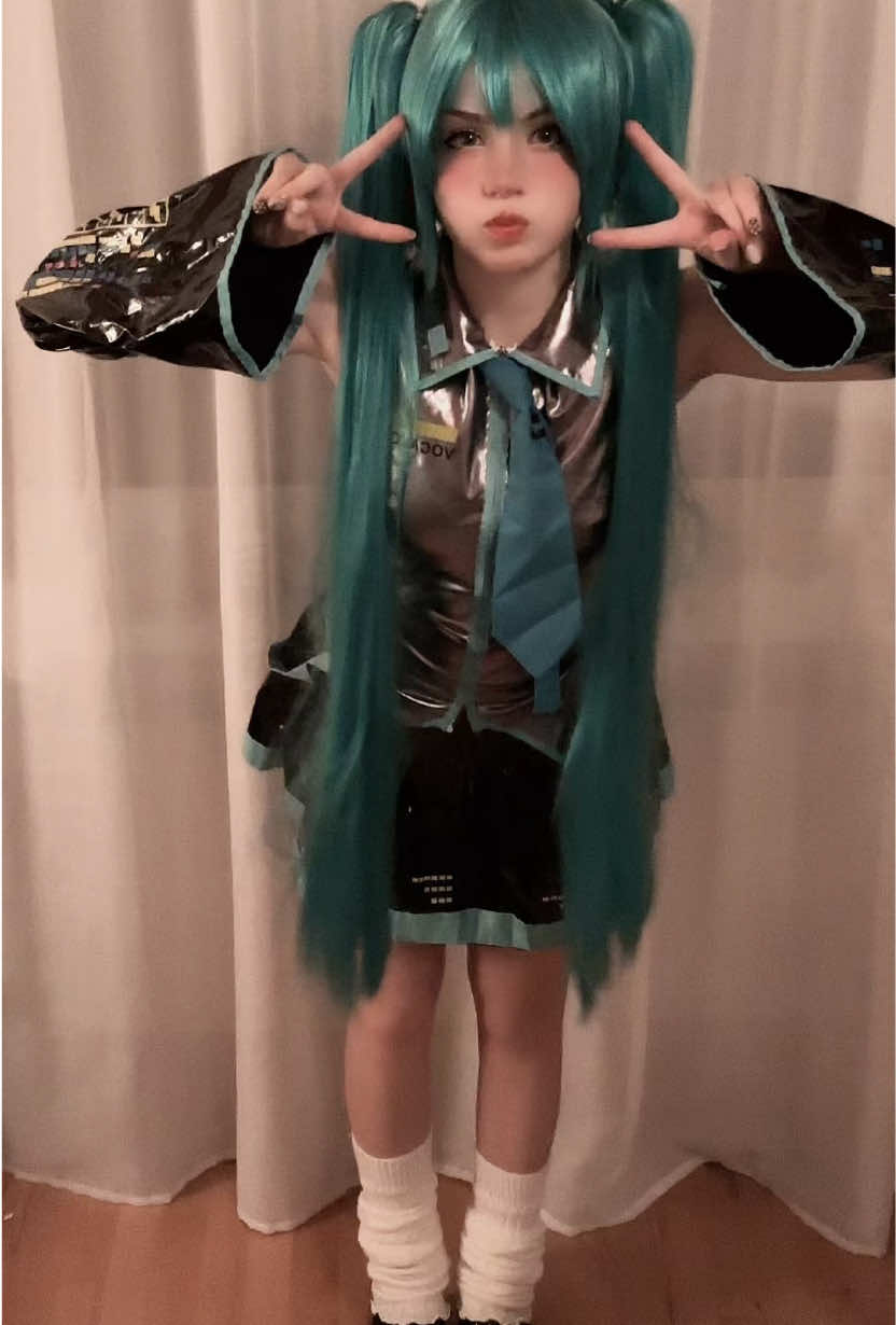 #txt #tomorrow_x_together #miku #upsidedownchkiss 