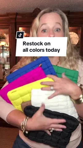 Replying to @Postcards from Nik ❌ Restock on all colors today! These sell out so fast! #tiktokshoprestock #tiktokshopcreatorpicks #fallfreshness #bag #bags 
