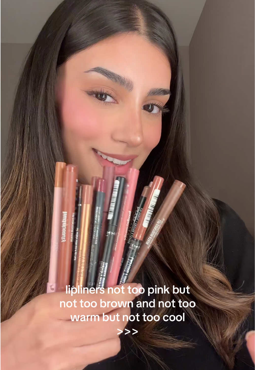 iykyk🫣 #fyp #lipliner #makeup 
