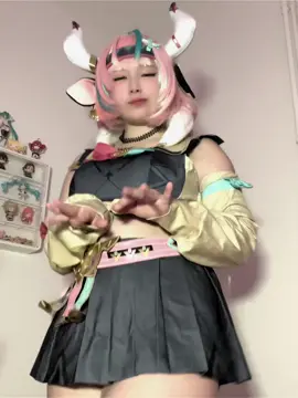 I decided to get into cosplay for u guys anyways :) #mikaiichan #cosplay #varesa 