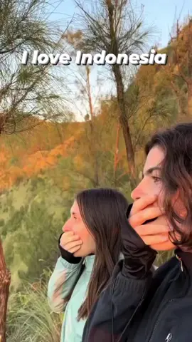 Aku rindu Indonesia tanah airku tercinta 😭 Meskipun aku tinggal diluar negri🇸🇦 sudah 10tahun, tapi tetap tidak ada niat sedikitpun untuk tidak kembali ke kampung halamanku 🇮🇩