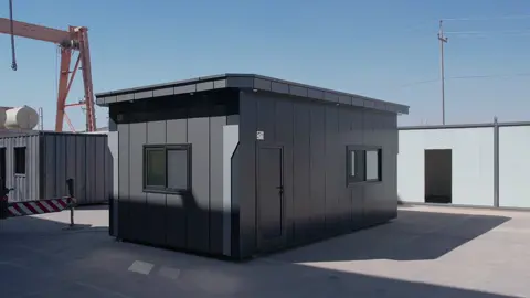 كردفان بديكور عصري و مواصفات خاصة من إنتاج شركة سالار بريفاب عزل ممتاز للحرارة و الصوت و المياه لضمان راحت كم في جميع الظروف  مغلف من الداخل بخشب MDF للجدران و الأسقف بأرضية باركية  الكهرباء حسب الكود البرطاني  زورونا في معرض الشركة في أربيل طريق كويا قرب شارع ١٢٠م  أو تواصلوا معنا على الأرقام التالية   +9647514012009 +9647714442009