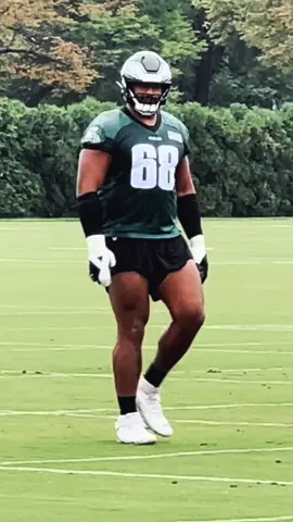 Jordan Mailata from September 24th at the NovaCare Center in Philadelphia. The team prepares to face the Tampa Bay Buccaneers #philadelphiaeagles #flyeaglesfly #philadelphia #eagles #fyp 