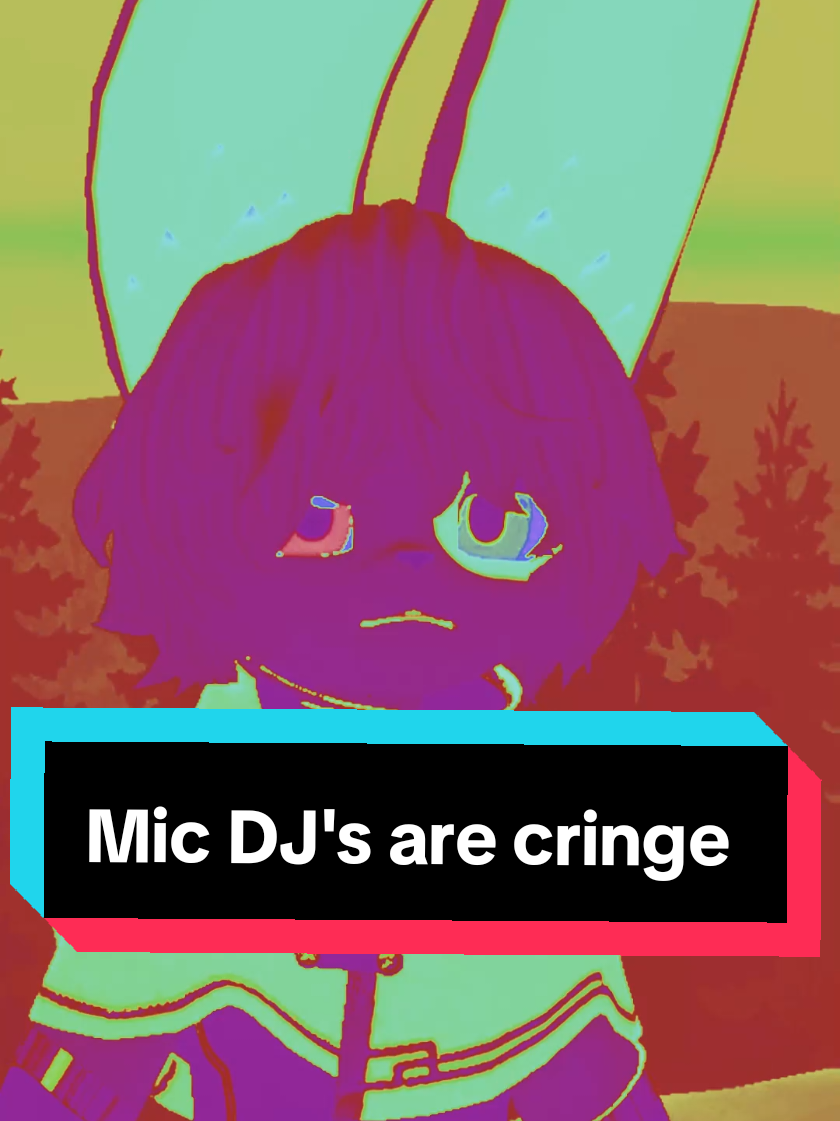 They always sit in corners and don't talk to anybody how are you going to fish for attention but act all nonchalant. - #vrfurry #yap #vrchat #furry #furrytok 