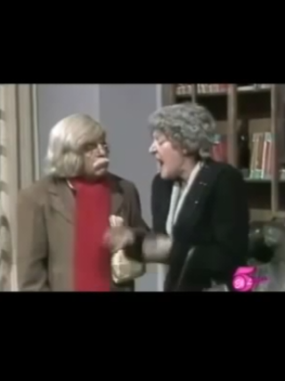 #lavecindaddelchavo #elchavodel8 #chespirito #donramon #risa 