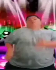 etiquetó a la gay de la @💫 