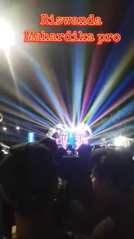 Riswanda Mahardika perdana karnaval Gumukmas Jember 2025#riswandamahardikaproaudio #karnavalgumukmas2025 #soundkarnaval #mahardikajunior #theradiatorkingofmalang 