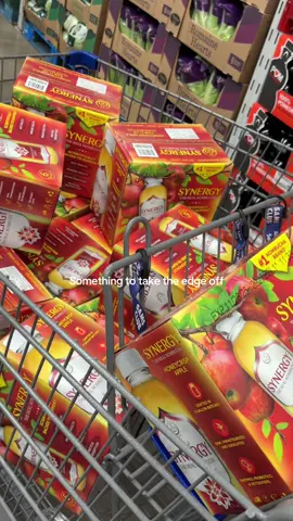 when life gets crisp, go get a 6-pack 🍎  shop our HONEYCRISP APPLE pack now at @Sam’s Club! #synergykombucha #samsclubfinds 