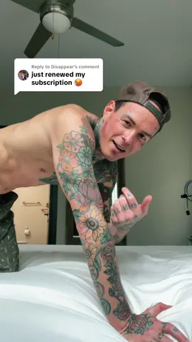 Replying to @Disappear stay for a lil while 😏😏
