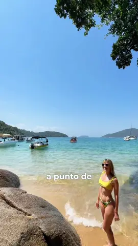  Casi dejo a mi pareja y me vengo a vivir acá 😅. Playas turquesa, selva atlántica, calles coloniales que parecen de otra época y barcos que te llevan a islas de ensueño y todo esto a solo 4 horas y media desde Río. 📍Se llama Paraty y es una de las joyas más auténticas de la Costa Verde de Brasil. . . . @Visit Brasil  @Embratur @Sebrae Nacional  . . #paraty #paratybrazil #costaverde #paratybrasil 