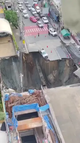 mega Socavón en Bankok, Tailandia 