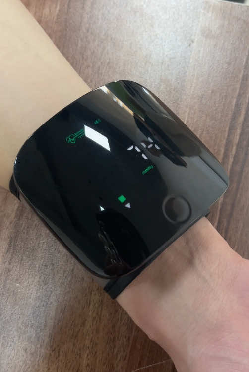 Wrist Blood Pressure Monitor #bloodpressure #bloodpressurecheck #bloodpressuremonitor #hypertension #highbloodpressure #wristbloodpressure #wristbloodpressuremonitor #drjencaudle #fyp #fypシ