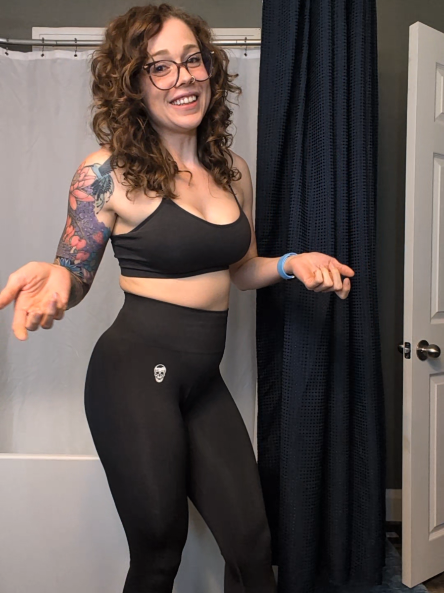 @Gymreapers SPORTS BRA SALE, I REPEAT SPORTS BRA SALE. #gymclothes #gymreaper #sportsbras 