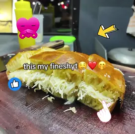 nieEe. . Yang rek martabak keju🤤 #martabak #martabakkeju #myfineshyt #foryoupage #4u 