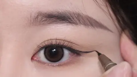 #makeuptutorial 