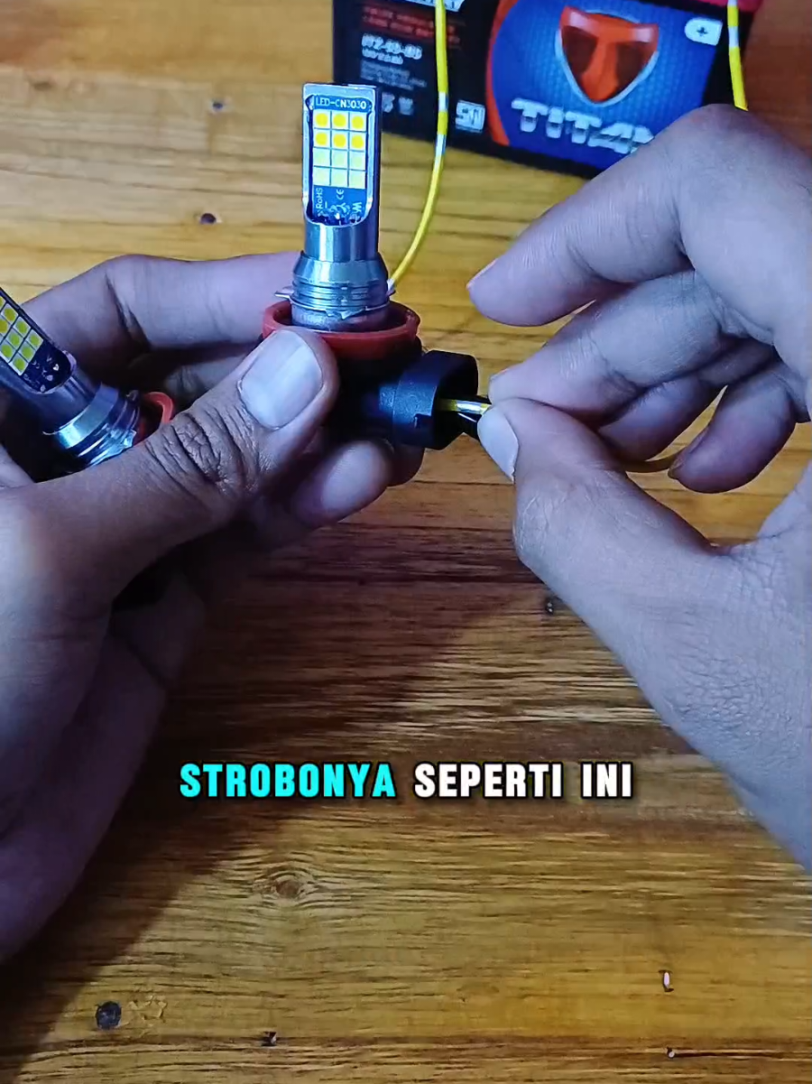 Monqiqi Lampu LED Putih H11 Two colour #lampufoglamp #foglamp #interiormobil #lampumobil #foglampvariasi 