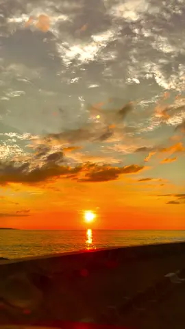 Sunset Manado 😍✨ #sunset #manado #manadopunya #fyp 
