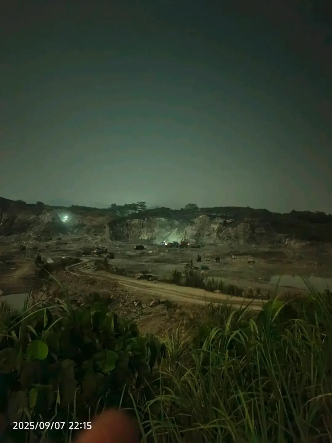 hidup itu kadang di atas kadang di bawah kadang di gulung ku ramean