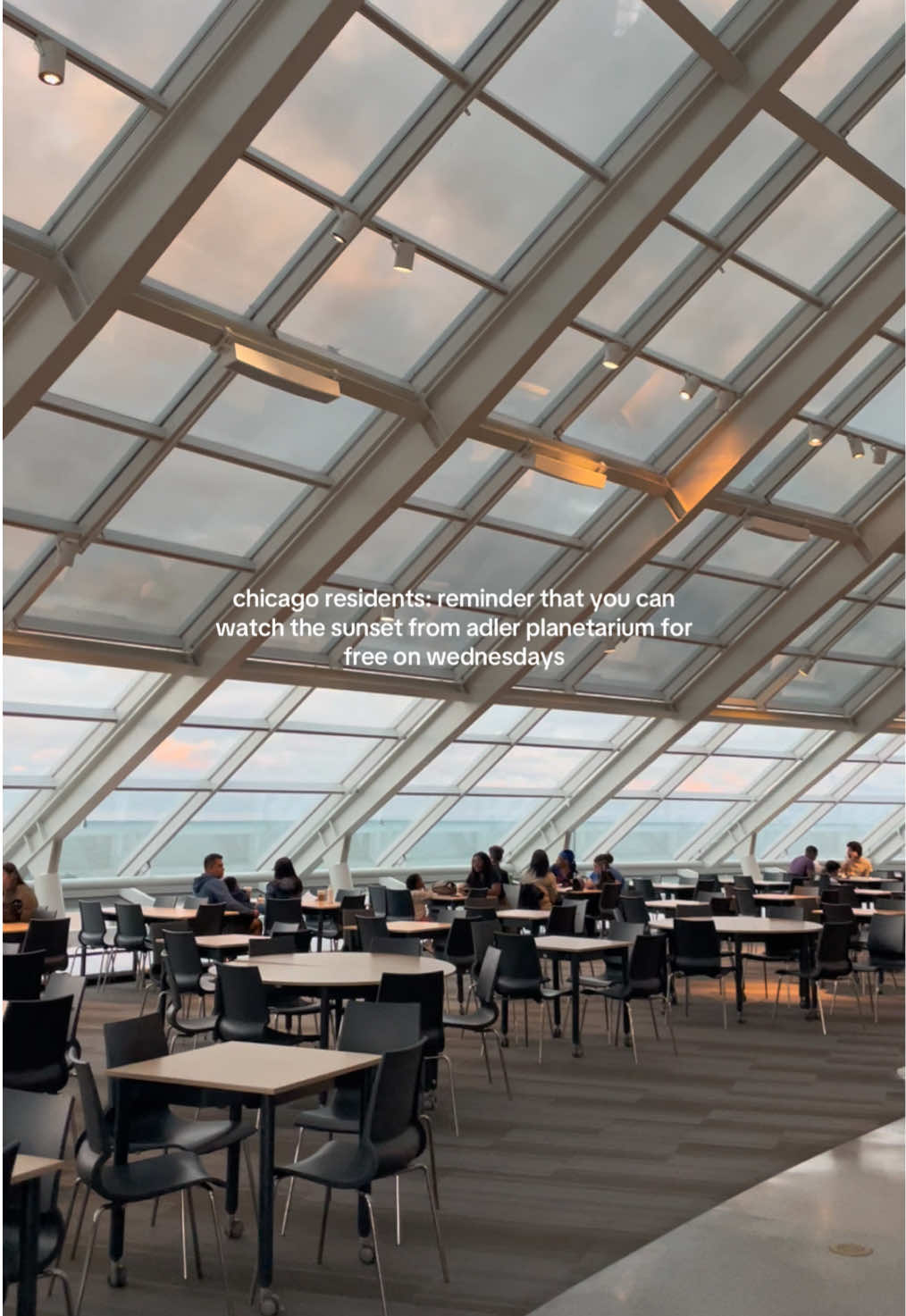 chicago and illinois residents! don’t forget about free resident nights at the adler planetarium!! the sunset views from the cafe are actually amazing #adlerplanetarium #chicago #chicagotiktok #thingstodo #fyp 