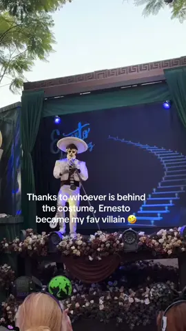 Ernesto De La Cruz is one of the best character experiences. #oogieboogiebash #disneyland#Funny#foryou#disney#oogieboogiebash