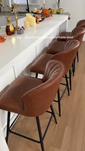 I found a affordable and very comfortable barstool on tiktokshop 😍👇🏻#chairus #affordable #flashsale #barstool #easytoclean 