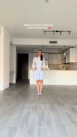 Miami (and this apartment) will always have a piece of my heart ❤️  He estado un poco desaparecida por aquí por esta razón. Poco a poco volveré por aquí con más calma a contarles todo 🫶🏼  #movingday #leavingmiami #newchapter 