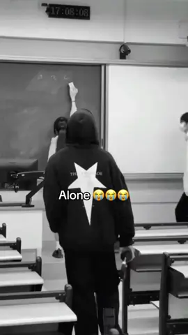 #💔🥺🥀 #foryoupage #viral #alone @pakistan tiktok official 