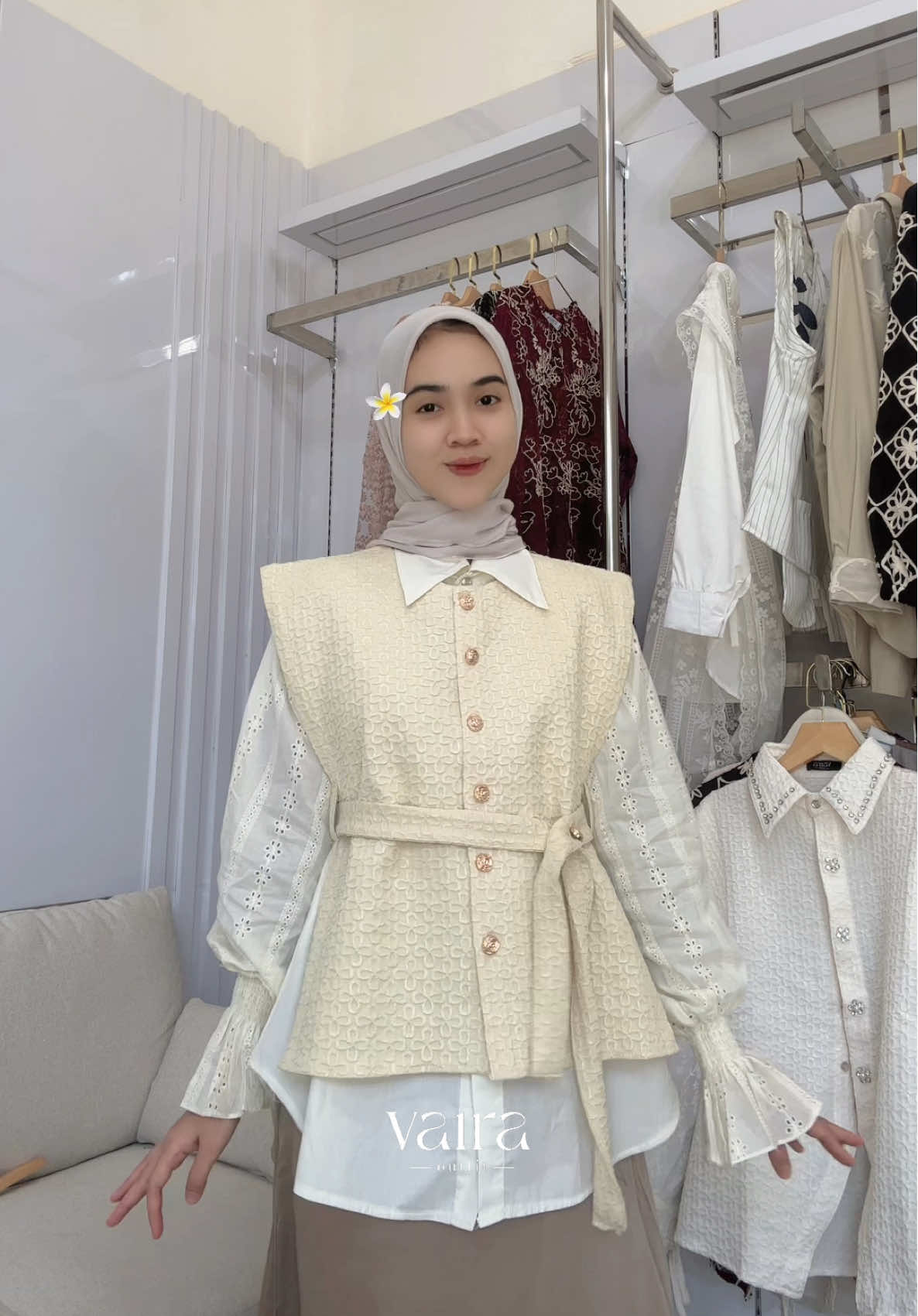 Cala Set Vest #fyp #outfitideas #ootdfashion #fashiontiktok #xyzbca 