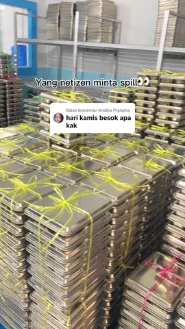 Membalas @Andika Pratama Halo sobat gizi👋🏻✨ Minzi mau spill menu bergizi buat Kamis, 25 September 2025 🤩 Hari ini ada: 🍚 Nasi putih  🍲 Sup wortel & labu siam 🐟 Ikan dori tepung 🍳 Tahu balado 🍈 Melon segar Yummm, lengkap banget kan? 😍 Menu MBG siap bikin adik-adik penerima manfaat makin semangat belajar dan sehat selalu 💪 Makan enak, sehat, dan bergizi bareng Minzi. Let’s enjoy the meal! 🥳🍽️ @badangizinasional.ri  #MBG #MakanBergiziGratis #SPPGGarudaSaiyoSakato #BadanGiziNasional #GenerasiEmas2045 