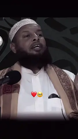 Saladu waa wax kasta#sheekhxaliike #wacdi_iyo_waano #abdijaliilshow #somalitiktok #somalilandtiktok💚🤍❤ 