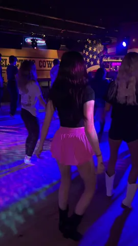Dirty Girl @sydney 🩷 @Lenny Cooper #eclewisville #linedancersoftiktok #popular #trending #fyp 