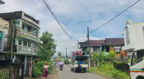 ၂၀၂၅ခုနှစ် ထားဝယ်မြို့အဖိတ်နေ့မြင်ကွင်း ••••••••••••••••••••••••••••••••••••••• ထားဝယ်မြို့ ဝါတွင်းကာလ အဖိတ်နေ့လေးမှာ ဧကဒသမအပတ်မြောက် အလှူခံထွက်ရှိလာသည့် ``ရွှေဘုံသာဖောင်တော်ဦးဘုရား´´နိဗ္ဗာန်ဆော်အဖွဲ့  #ရွှေဘုံသာဖောင်တော်ဦးဘုရား  #ရွှေဘုံသာဖောင်တော်ဦး  #ရွှေဘုံသာဘုရား  #ဝါတွင်းကာလ  #ထားဝယ်သားဆုံစည်အရာ     