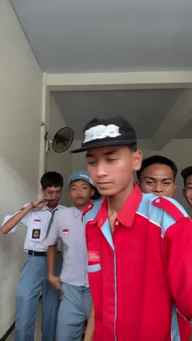 sek joget lur #masukberanda #sekolah #tkrduaa 
