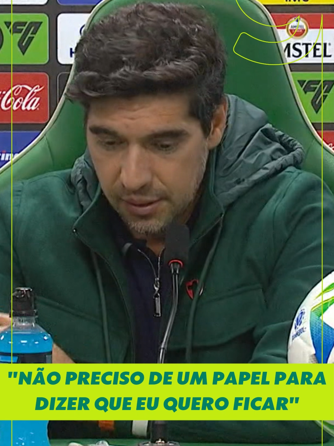 EU FICO! 👇🐷 Abel Fereira confirmou fala de Leila Pereira sobre sua renovação com o Palmeiras. O treinador revelou seu desejo de permanecer no clube antes mesmo da disputa da Copa do Mundo de Clubes. #abelferreira #palmeiras #leilapereira #futebol
