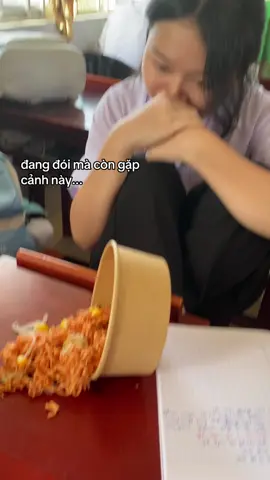 bố mẹ nói lên trường không ăn uống gì hết,nhưng sao bố mẹ thấy đc cảnh này#bff #10a1 #xuhuongtiktok #viral #dua