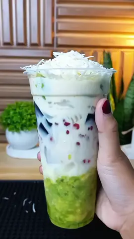 Buko Alpukat 🥑#minumankekinian #idejualan #fyp #alpukat 