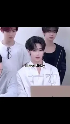HE DESERVES EVERYTHING 😭😭😭😭😭😭😭😭😭😕😕😕😕😕😕😞🙁#shenquanrui #zb1 #zerobaseone #foryoupage #kpopfyp 
