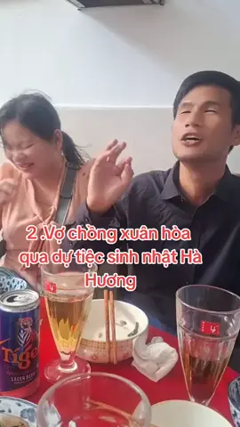 xuân Hòa & .Bích Phương .hạnh phúc  hôn nhau .tại tiệc sinh nhật của Hà Hương .ngày 7/7/2025